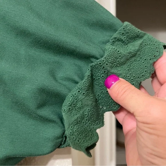 Ann Taylor Forest Green Ruffle Blouse medium - Picture 12 of 13